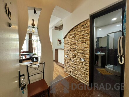 Apartment daily rent in Mtatsminda 2-room  