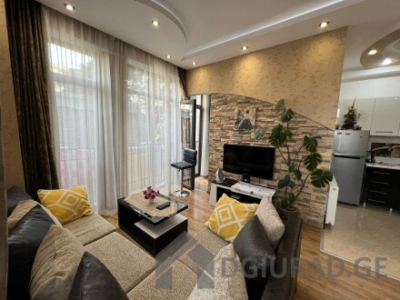 Apartment near the Metro Freedom Square