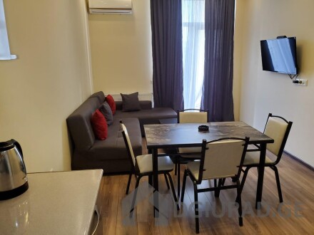 3-room apartment for rent for 100 GEL near Tsereteli metro station