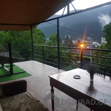 Apartment for rent with a balcony with a panoramic view of the mountain