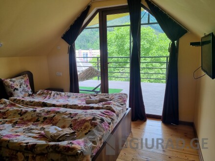 Apartment for rent with a balcony with a panoramic view of the mountain