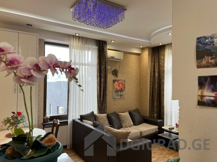 Apartment near the Metro Freedom Square