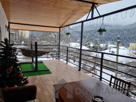 Apartment for rent with a balcony with a panoramic view of the mountain