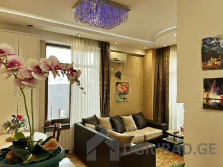 Apartment near the Metro Freedom Square