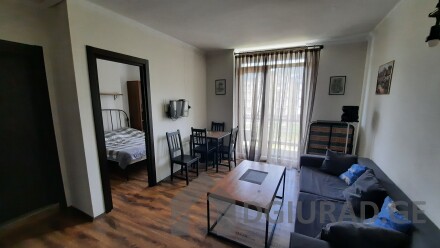 2 bedroom number for 5 persons