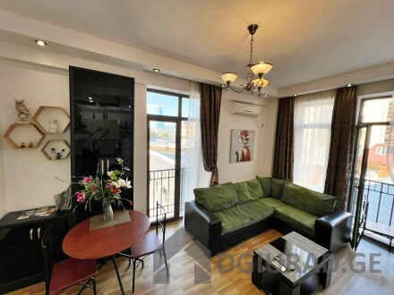 Apartment near the Metro Freedom Square